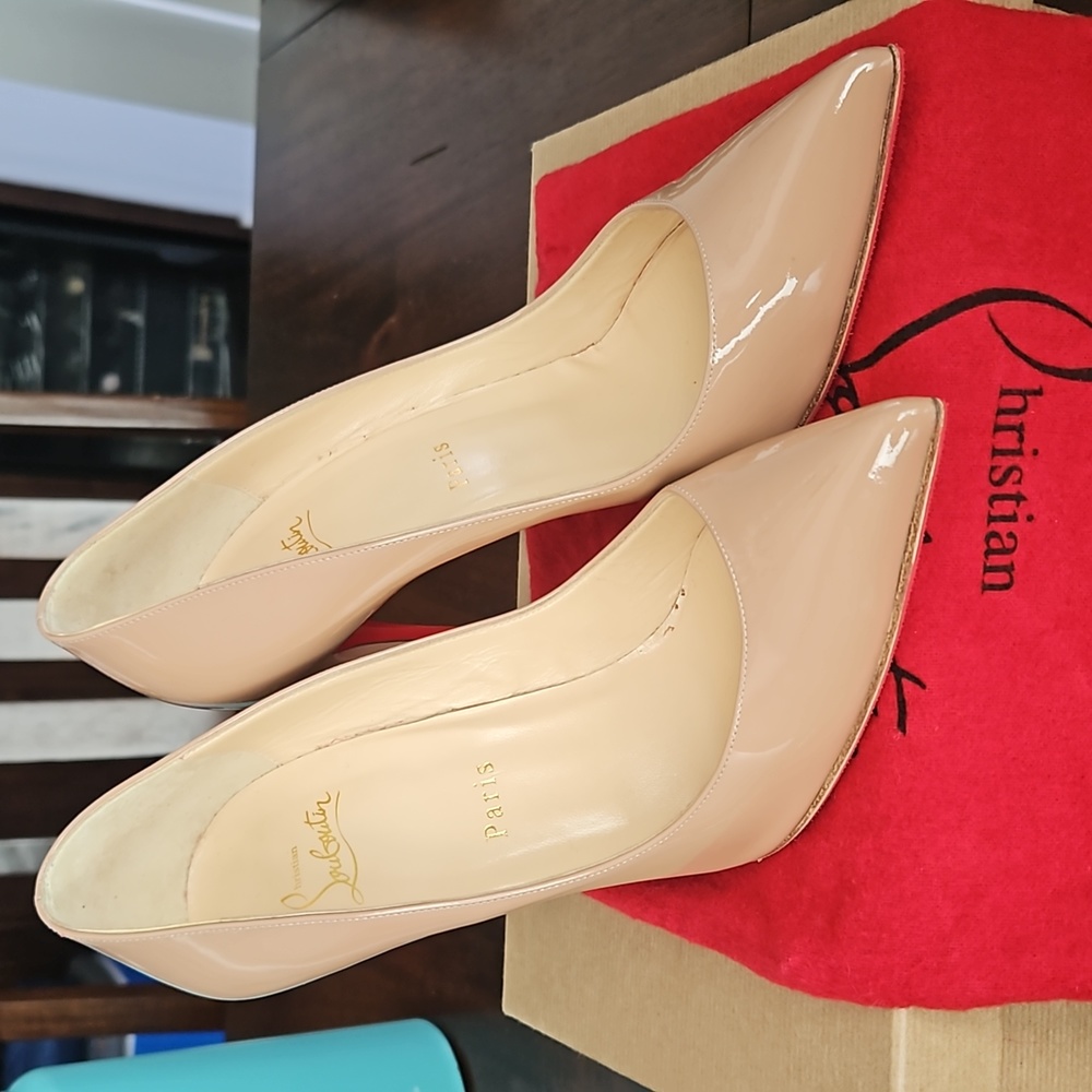 Christian Louboutin Pigalle Follies Pointed Toe Pump (Sole Protected) - MINT CON